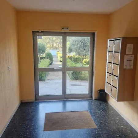 Les Coquelicots - דירה